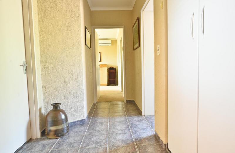 3 Bedroom Property for Sale in Vierlanden Western Cape